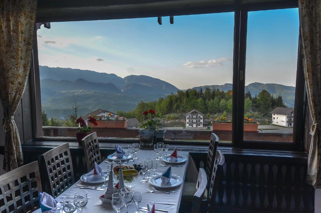 Cheile Gradistei Fundata Resort Екстер'єр фото